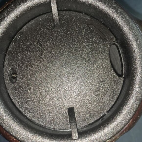 North Pole Hot Chocolate Ceramic Mug With Lid - Picture 6 of 9